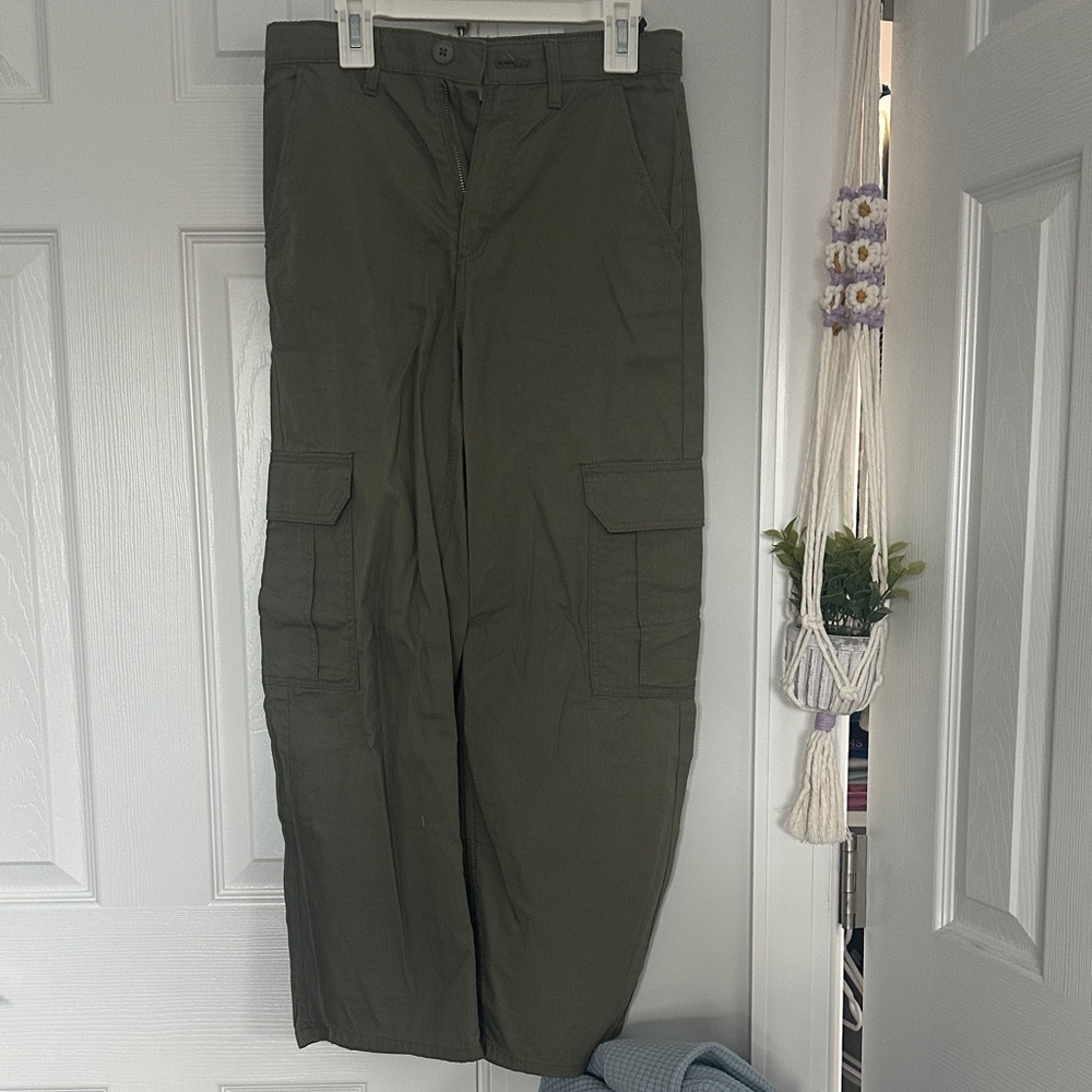 H&M Dark Green Cargo Pants for Men